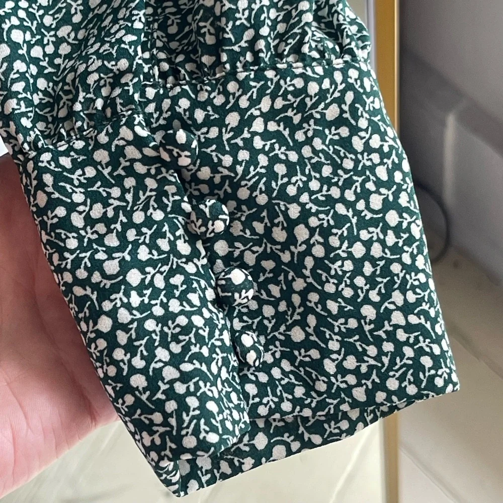 Abercrombie & Fitch Green Floral Square-Neck Long-Sleeve Blouse